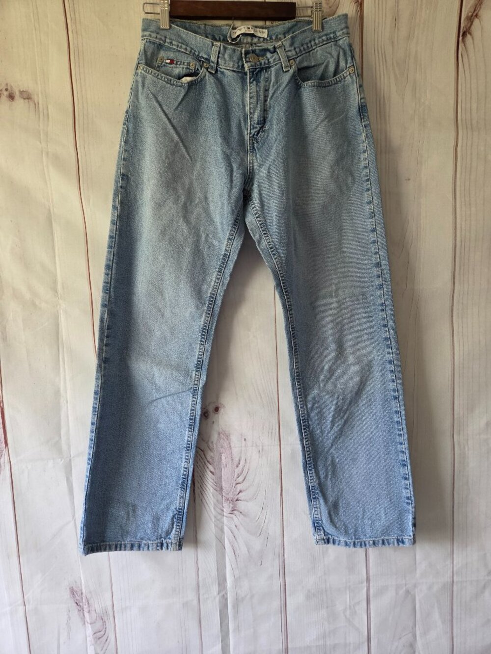 Tommy Hilfiger Jeans, Vintage Women’s 8, Mid-rise, light wash denim jeans, 90's